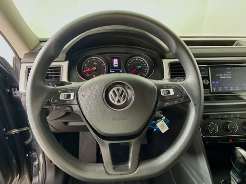 Used 2018 Volkswagen Atlas S image 11