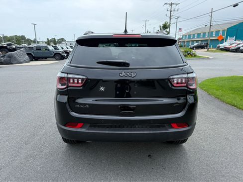 Used 2026 Jeep Compass Limited AWD/4WD image 6