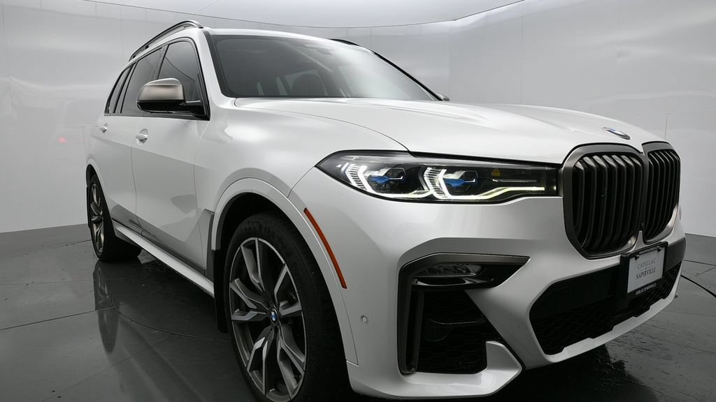 Used 2021 BMW X7 M50i w/ Dynamic Handling Package AWD/4WD image 42
