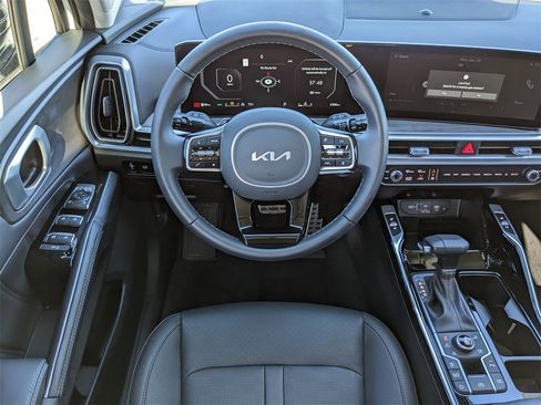 Certified 2025 Kia Sorento SX image 18