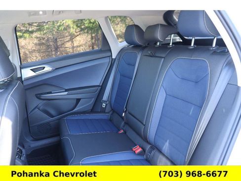 Used 2025 Volkswagen Taos SEL image 25