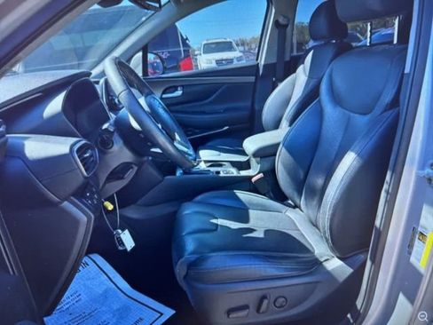 Used 2019 Hyundai Santa Fe Limited image 6