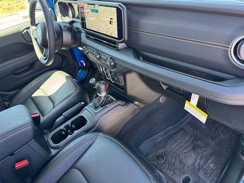 New 2026 Jeep Gladiator Mojave AWD/4WD image 25