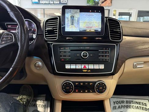 Used 2019 Mercedes-Benz GLS 450 4MATIC image 18