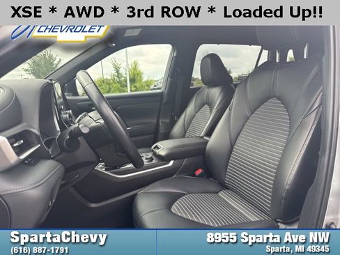 Used 2023 Toyota Highlander XSE image 10