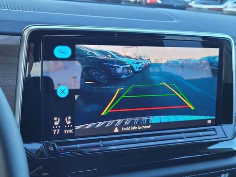 Used 2026 Volkswagen Atlas SE image 10