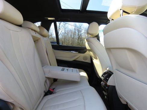 Used 2017 BMW X5 xDrive35i image 16