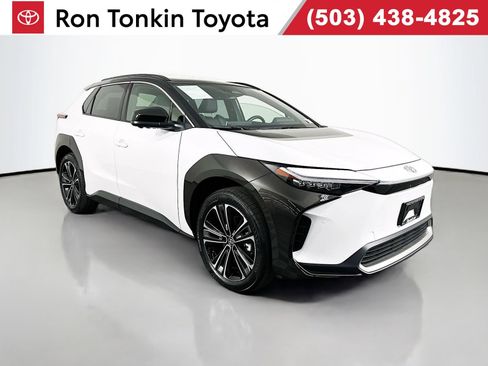 Used 2024 Toyota bZ4X AWD image 1