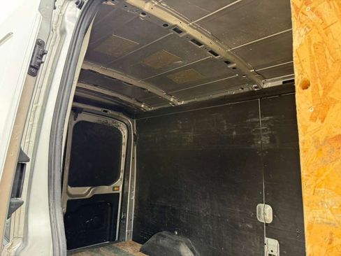 Used 2023 Ford Transit 250 Medium Roof w/ Load Area Protection Package RWD image 27