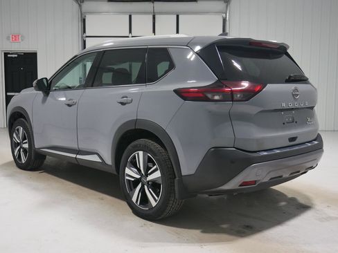 Used 2023 Nissan Rogue SL image 7