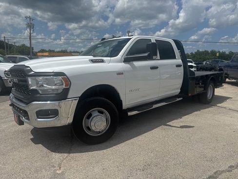 Used 2020 RAM 3500 Tradesman w/ Electrical Accessory Group image 2