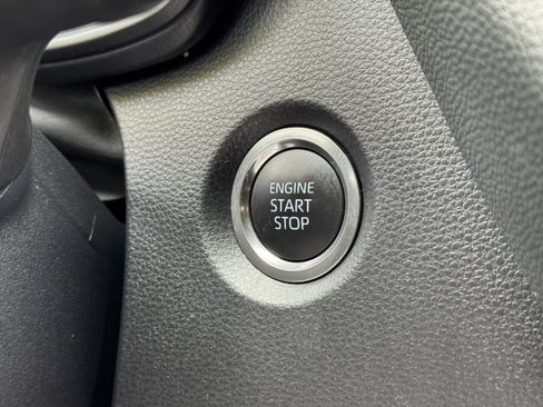 Used 2024 Toyota Corolla SE w/ SE Premium Package FWD image 22