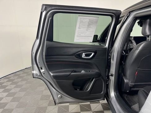 Used 2024 Jeep Compass Trailhawk image 36