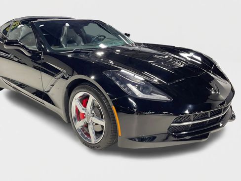 Used 2014 Chevrolet Corvette Stingray Coupe w/ 2LT Preferred Equipment Group image 10