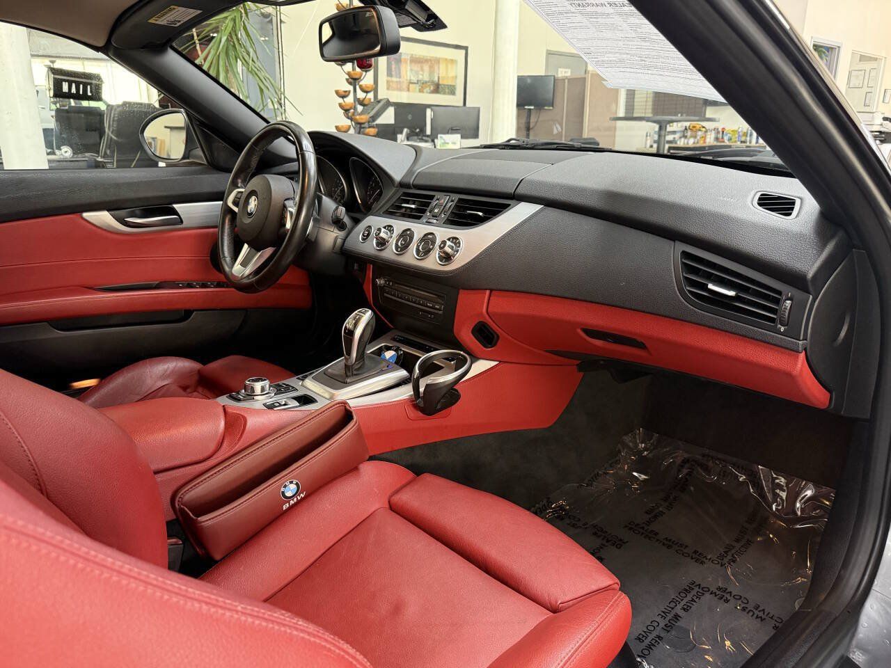 Used 2009 BMW Z4 sDrive35i RWD image 14