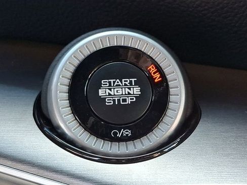 New 2026 Jeep Grand Wagoneer L 4WD image 16