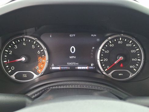 Used 2016 Jeep Renegade Trailhawk AWD/4WD image 25
