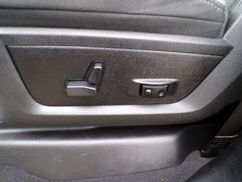 Used 2024 RAM 3500 Big Horn image 14