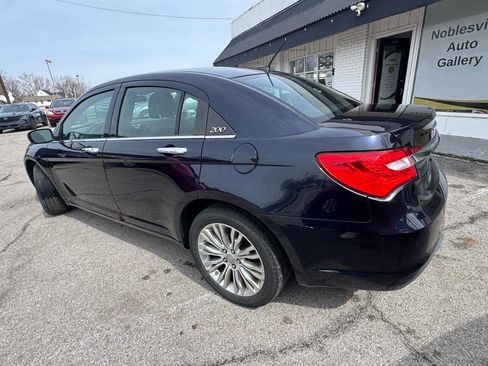 Used 2012 Chrysler 200 Limited w/ Sun/Sound Group image 3