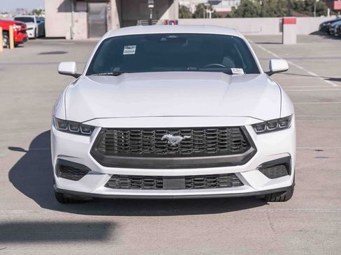 Used 2024 Ford Mustang Coupe RWD image 2