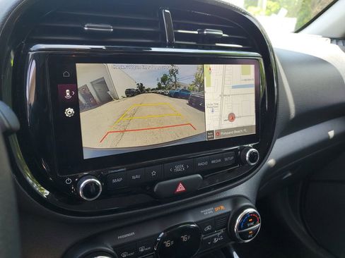 Certified 2023 Kia Soul S FWD image 28