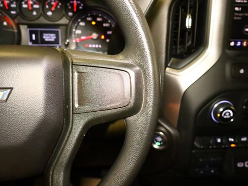 Used 2024 Chevrolet Silverado 2500 W/T w/ WT Convenience Package image 9