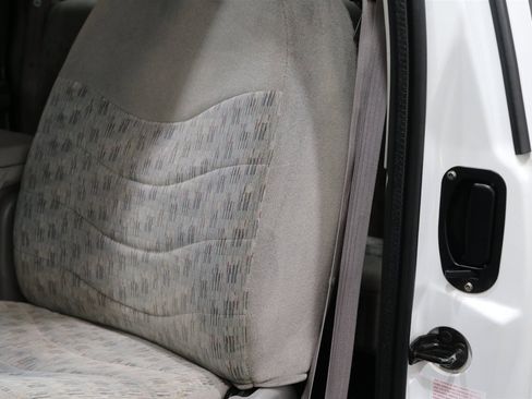 Used 2000 Ford F350 XLT image 74