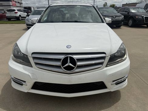 Used 2013 Mercedes-Benz C 250 Sedan image 4