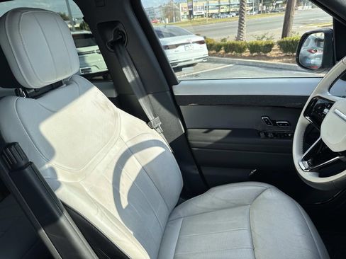 Used 2025 Land Rover Range Rover Sport Dynamic SE image 10