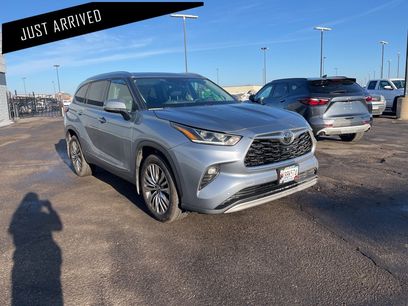 Used 2021 Toyota Highlander Platinum