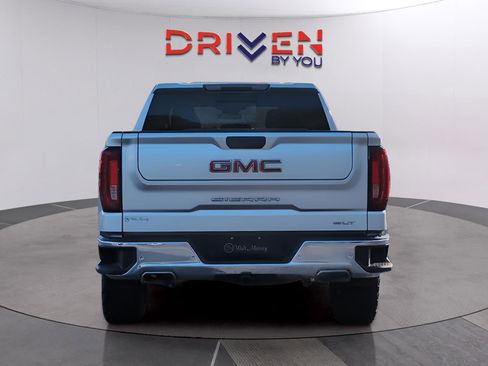 Used 2022 GMC Sierra 1500 SLT w/ SLT Premium Plus Package image 4