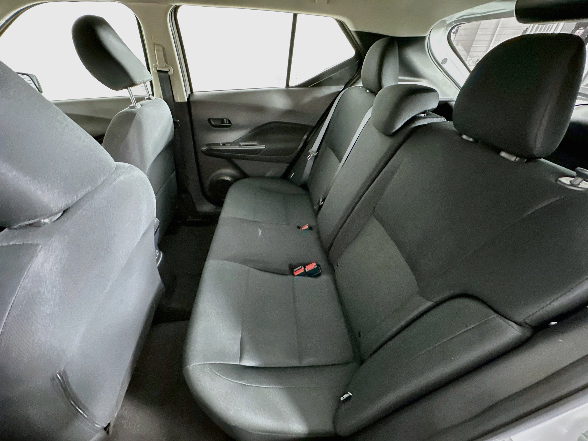 Used 2025 Nissan Kicks Play S FWD image 25