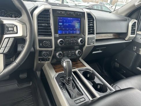 Used 2020 Ford F150 Lariat w/ Equipment Group 502A Luxury image 22