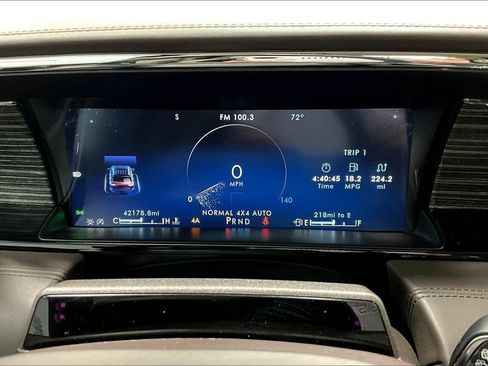 Used 2023 Lincoln Navigator Black Label image 26