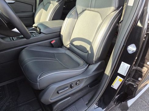 Used 2023 Honda Pilot Elite image 29