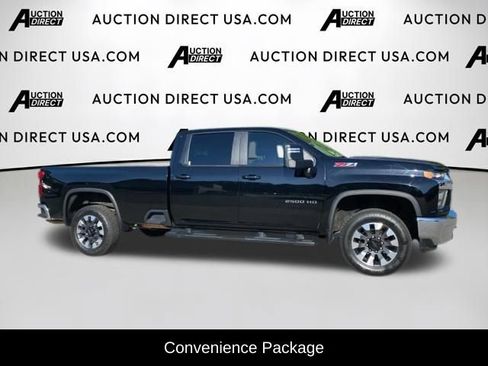 Used 2023 Chevrolet Silverado 2500 LT w/ Convenience Package AWD/4WD image 5