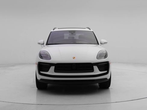 Used 2026 Porsche Macan AWD/4WD image 8