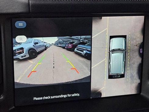 New 2025 Ford Bronco Badlands image 14