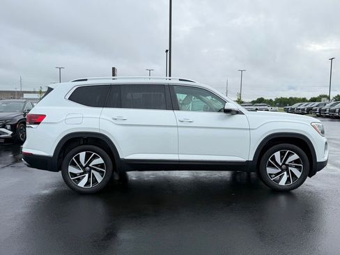 Used 2026 Volkswagen Atlas SEL AWD/4WD image 4
