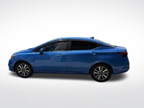 Used 2020 Nissan Versa SV FWD image 8