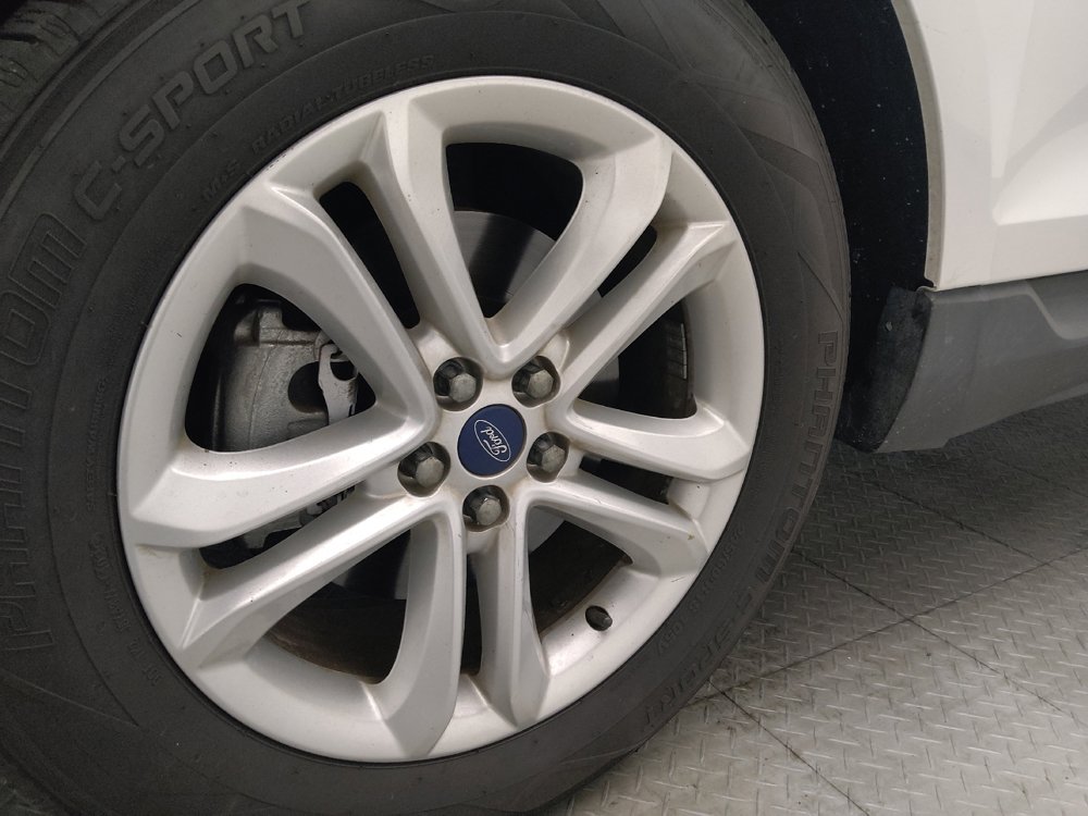 Used 2020 Ford Edge SEL w/ Convenience Package FWD image 31
