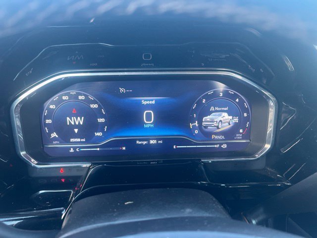 Used 2024 Chevrolet Silverado 1500 RST AWD/4WD image 37