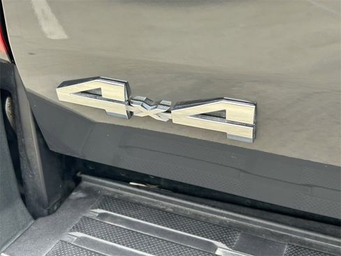 Used 2025 Toyota Tacoma SR5 image 12