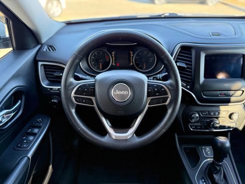 Used 2021 Jeep Cherokee Latitude image 17