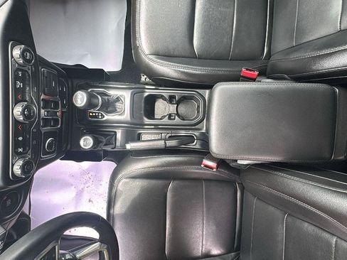 Used 2023 Jeep Wrangler Unlimited Sahara AWD/4WD image 22