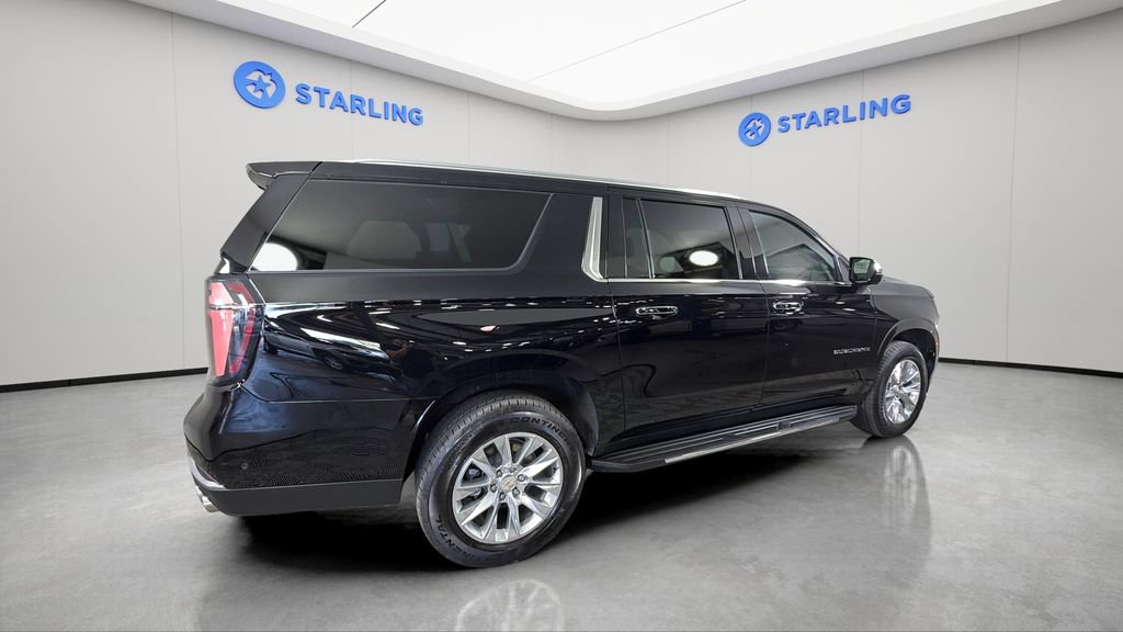 Used 2026 Chevrolet Suburban Premier AWD/4WD image 10