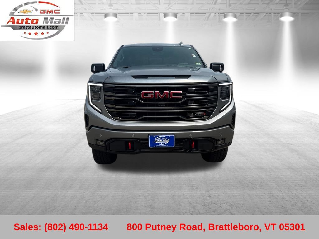 Used 2024 GMC Sierra 1500 AT4 w/ Technology Package AWD/4WD image 10
