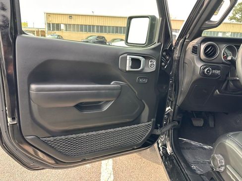 Used 2021 Jeep Wrangler Unlimited Sport AWD/4WD image 14