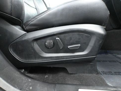 Used 2023 Ford Explorer Platinum w/ Technology Package AWD/4WD image 54