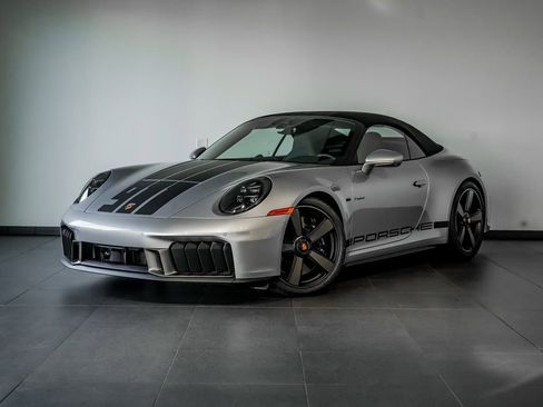 Used 2026 Porsche 911 Carrera GTS RWD image 1